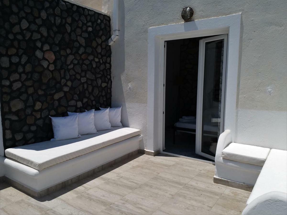Bougainvillea Suites คามารี ภายนอก รูปภาพ